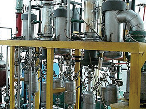 Vacuum distillation